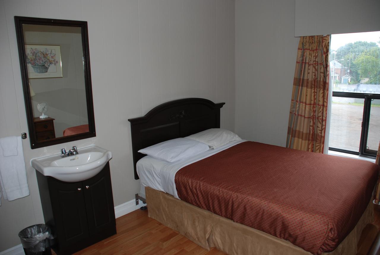 סאולט סאינטה מארי Algonquin Hotel מראה חיצוני תמונה